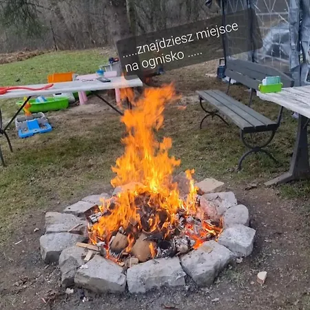 Krysztalowy Dworek ゲストハウス シャフラリ