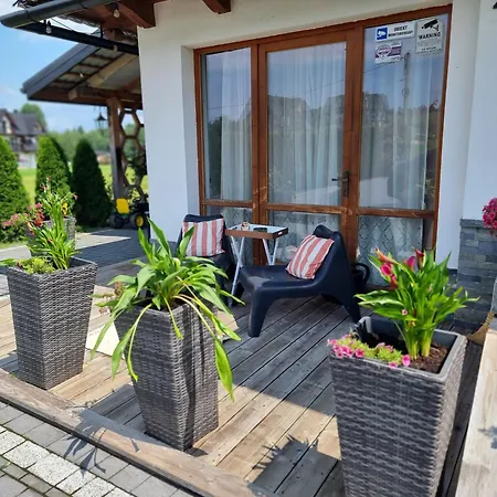 Krysztalowy Dworek Penzion 3*