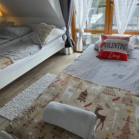 Krysztalowy Dworek 3* シャフラリ