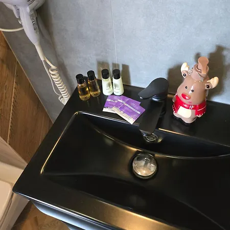 Krysztalowy Dworek 3*