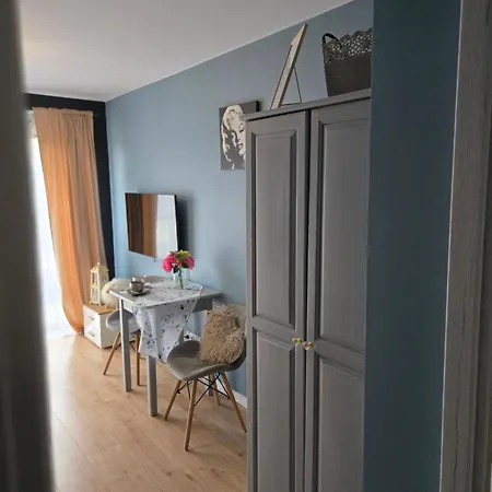 Krysztalowy Dworek *