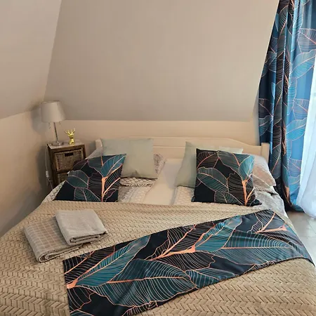 Krysztalowy Dworek 3*