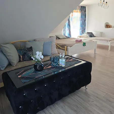 Krysztalowy Dworek 3*