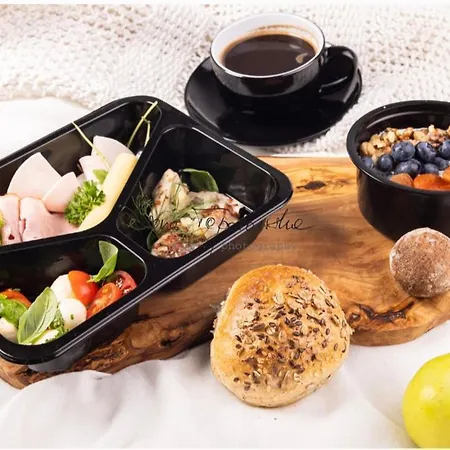 Krysztalowy Dworek 3*