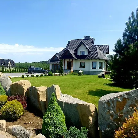 Krysztalowy Dworek ゲストハウス シャフラリ