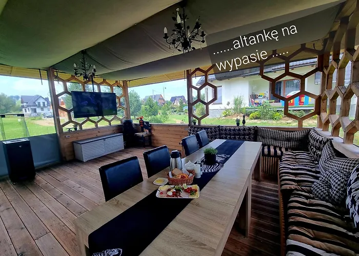 Penzion Krysztalowy Dworek 3*