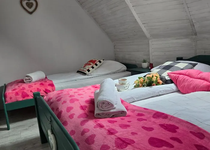 Krysztalowy Dworek 3*